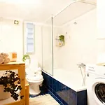 Spacious Modern With Balcony דירה סלוניקי