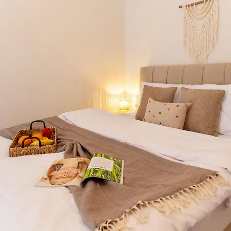 Appartement Spacious Modern With Balcony *